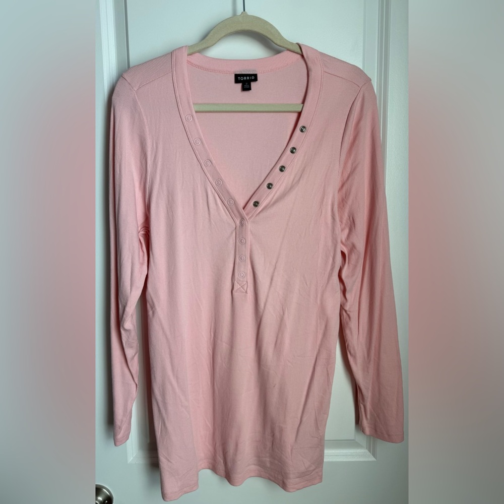 torrid Light Pink Long-Sleeve Snap Henley Top